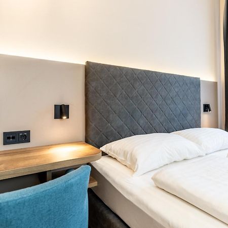 Das Jedermann Boutiquehotel Mit Stadtgarten Salzburgo Exterior foto