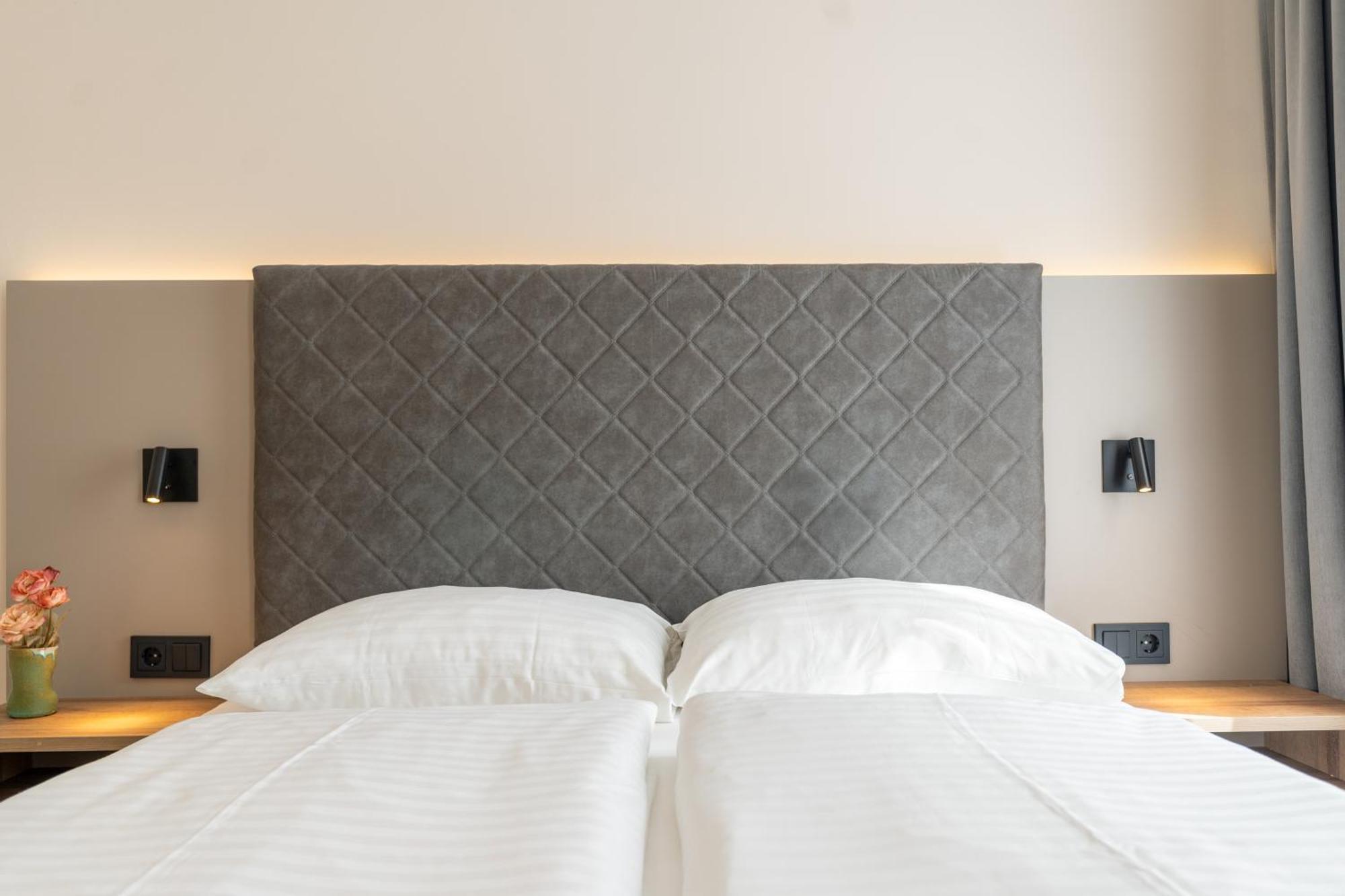 Das Jedermann Boutiquehotel Mit Stadtgarten Salzburgo Habitación foto